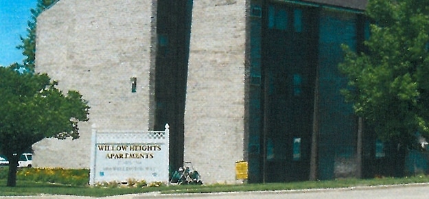 Building Photo - Willow Heights Apartments
