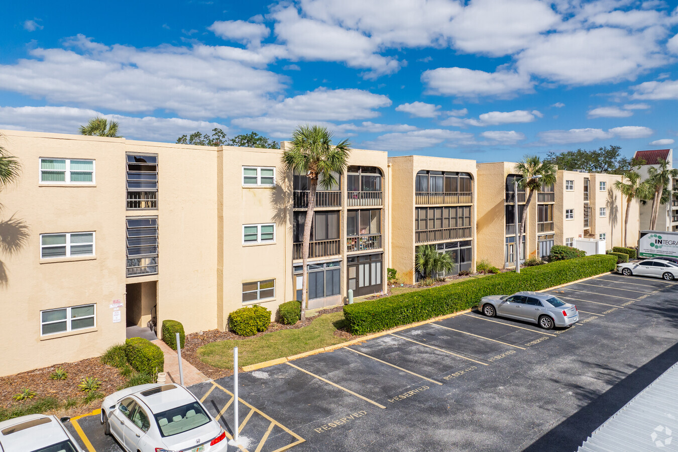 11485 Oakhurst Rd Largo, FL - Waters Edge Apartments