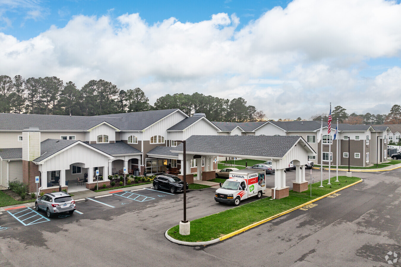 Photo - The Vero at Chesapeake Apartments