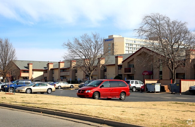 Building Photo - Oak Tree Village Rental