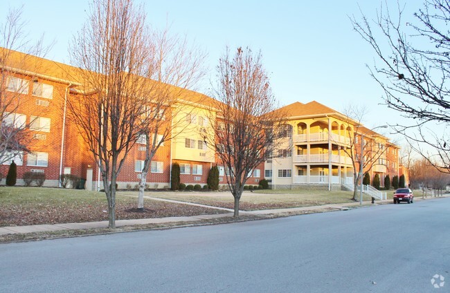 Building Photo - Friendly Village Apartments