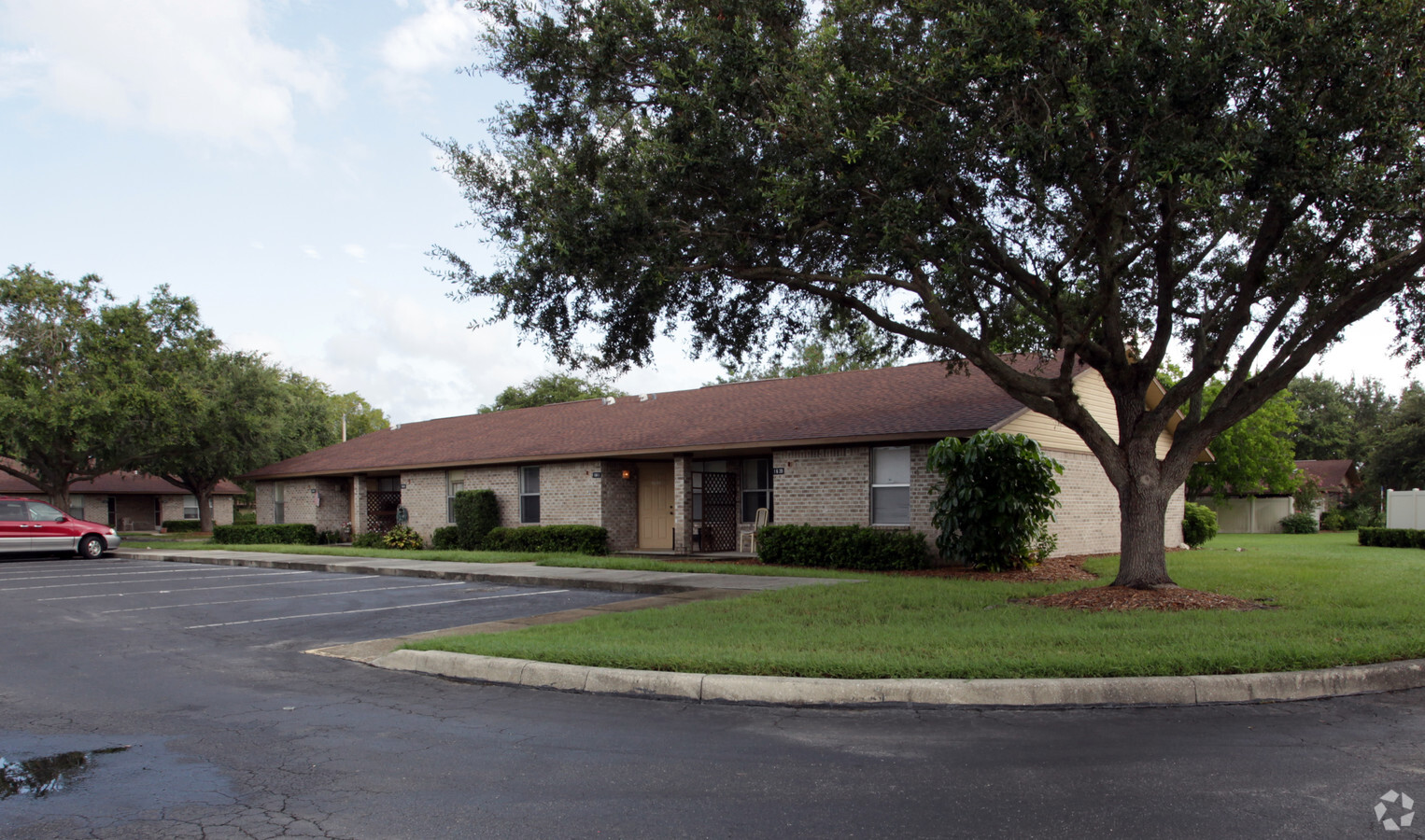 Photo - Rosewood Manor Apartments