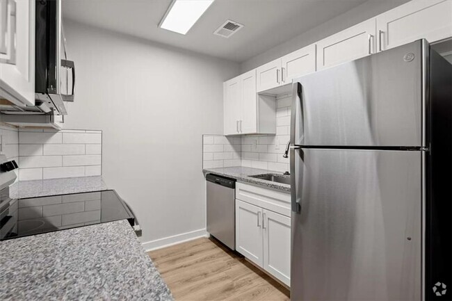 Building Photo - 3500 Peachtree Corners Cir Rental