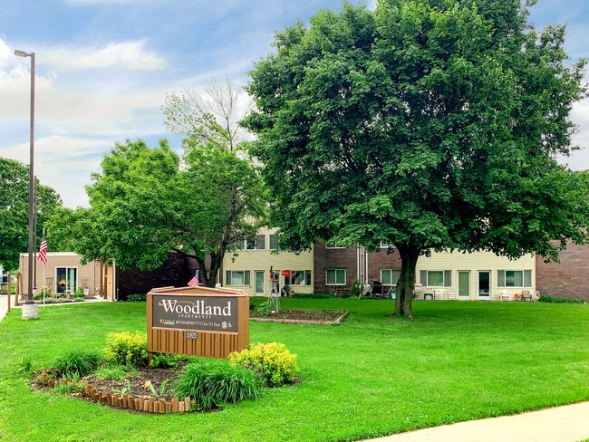 Woodland Apartments - Woodland Apartments