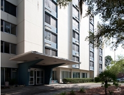 Building Photo - The 400 Apartments