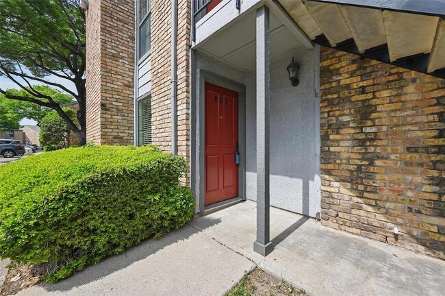 Photo - 15151 Berry Trail Unit 801 Condo