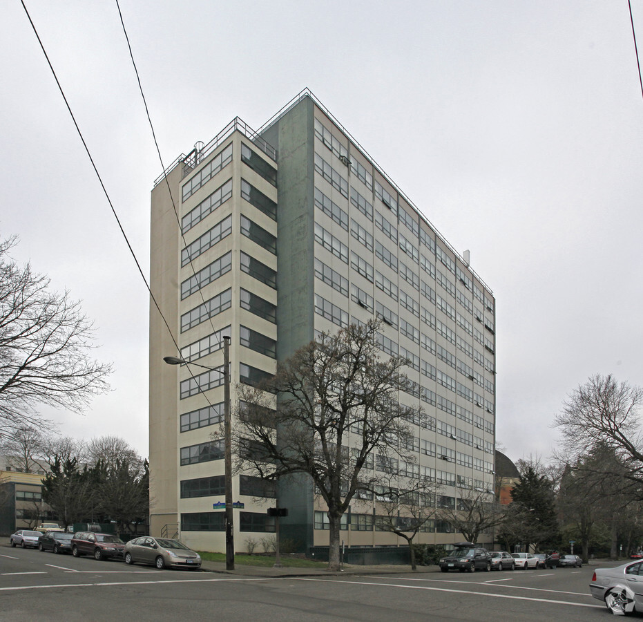 Photo - Northwest Tower Apartments