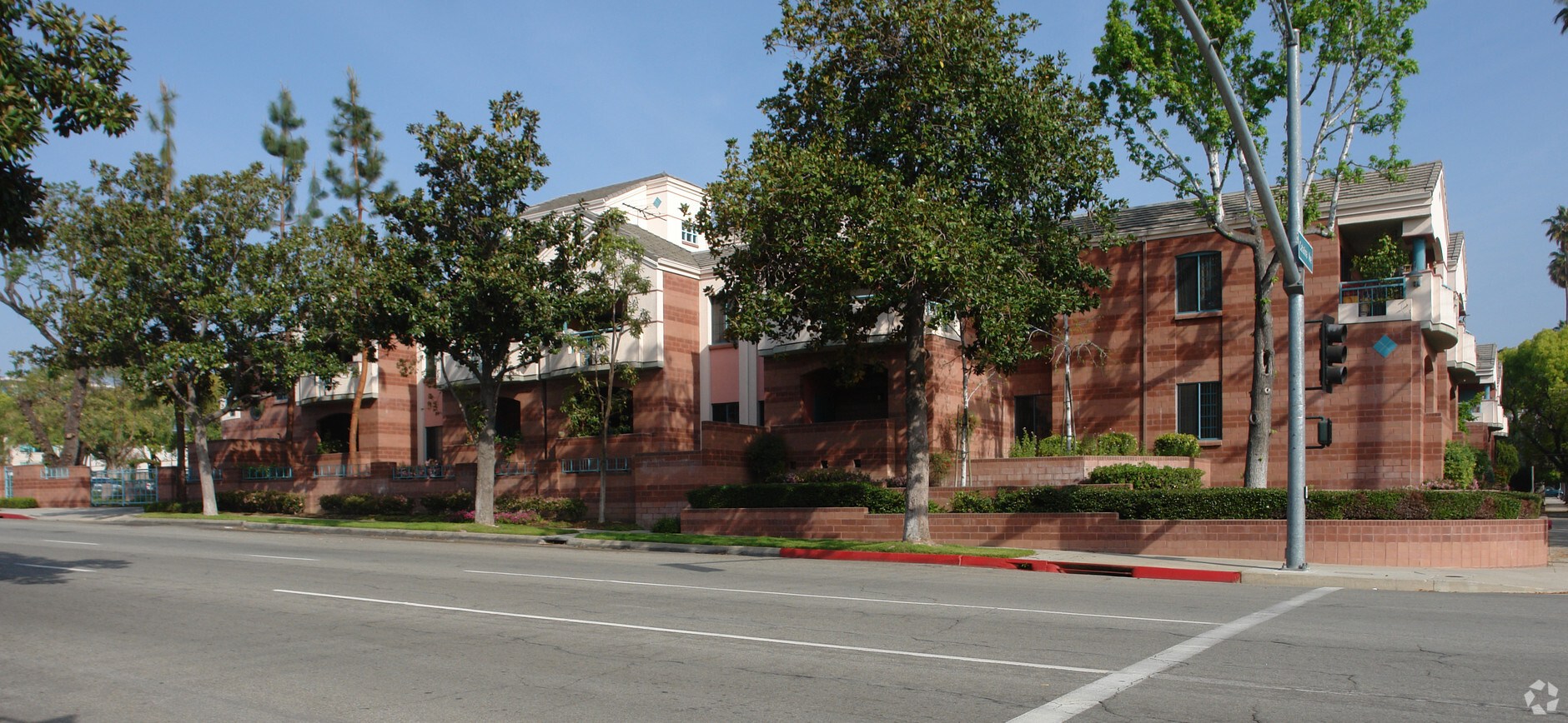 Silvercrest Residence Pasadena - Silvercrest Residence Pasadena Apartments