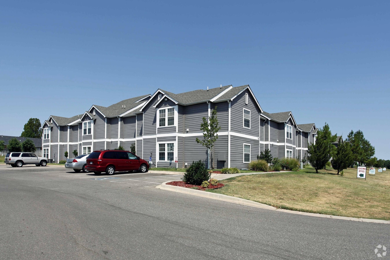 Exterior Photo - Savannah House Apartments