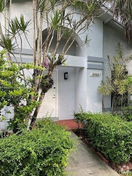 Building Photo - 6466 SW 152nd Cir Pl Rental