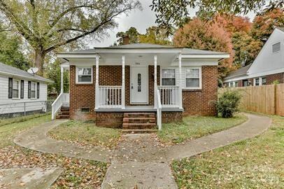 Building Photo - 306 Plymouth Ave Rental