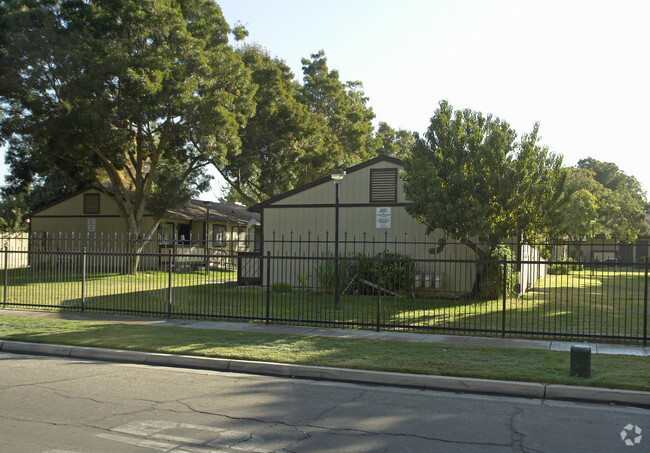 Lula Haynes Plaza Apartments - Lula Haynes Plaza Apartments