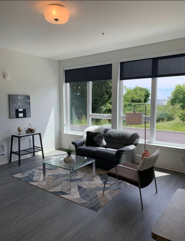 Floor Plan - 2BR-L
