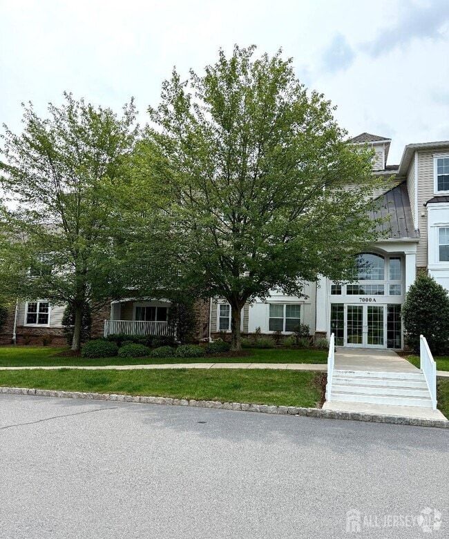 Building Photo - 7304 Westover Way Rental