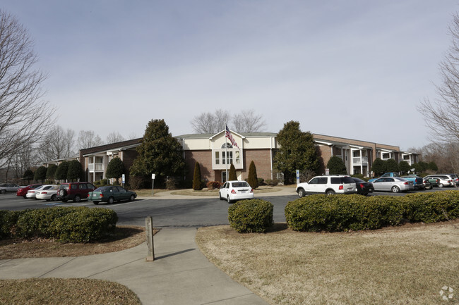 Building Photo - Overlook Apartments