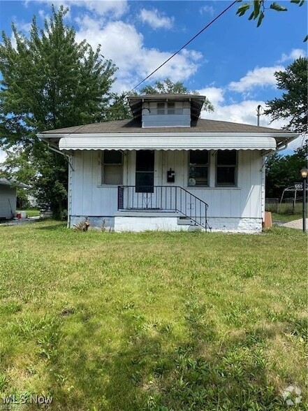 Building Photo - 665 Mohawk Ave Rental