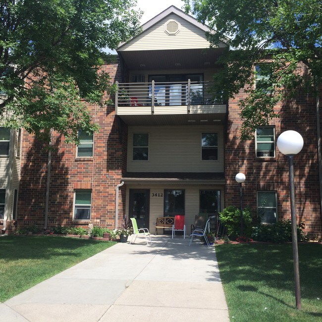 Carriage House Senior Apartments Moorhead, Minnesota 0 unit available After55