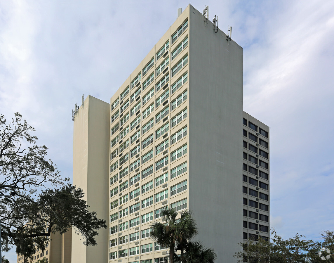 Catherine Booth Towers - Catherine Booth Towers Apartments