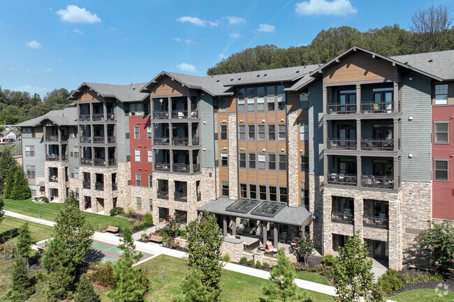 Building Photo - Brightview Fair Oaks