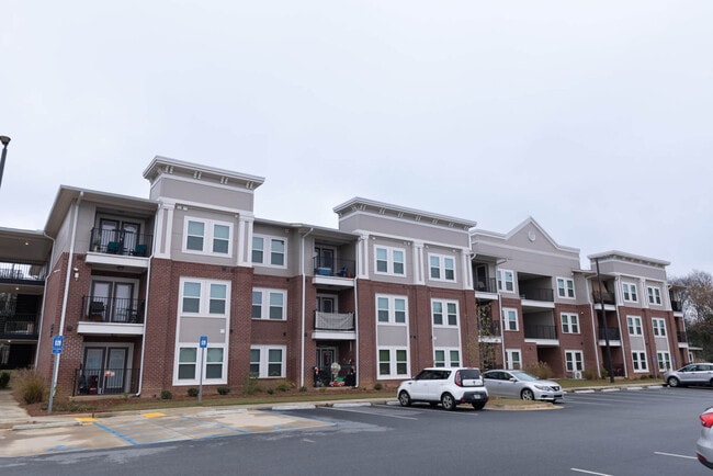 Building Photo - Highland Terrace I Rental
