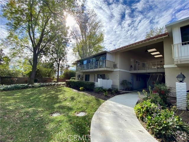 Building Photo - 806 Ronda Mendoza Rental