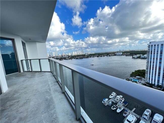 Photo - 17301 Biscayne Blvd Unit LPH5 Condo
