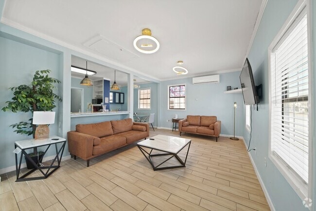 Building Photo - 1015 9th St Rental