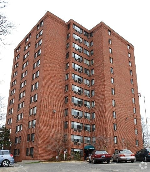 Primary Photo - Sycamore Place Apartments