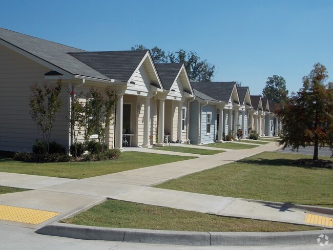 Building Photo - Courtyard Cottages of Bryant Rental