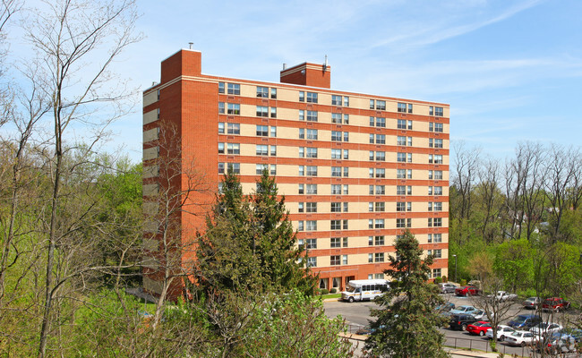 Building Photo - Penn Arbors Rental