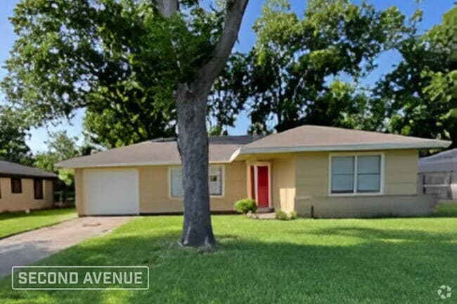 Building Photo - 304 Highland Dr Rental