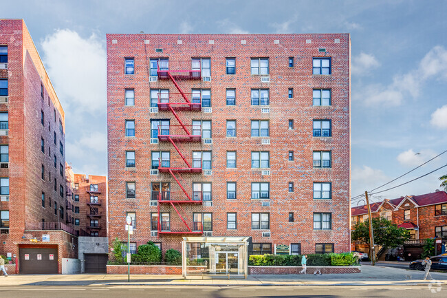 Building Photo - 86-04 Grand Ave Apartments