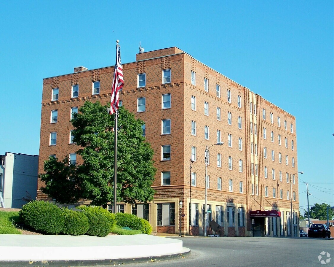 Lofts on the Square (Senior 55+) - Lofts on the Square (Senior 55+)