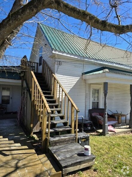 Building Photo - 432 Hedgemont Ave Rental