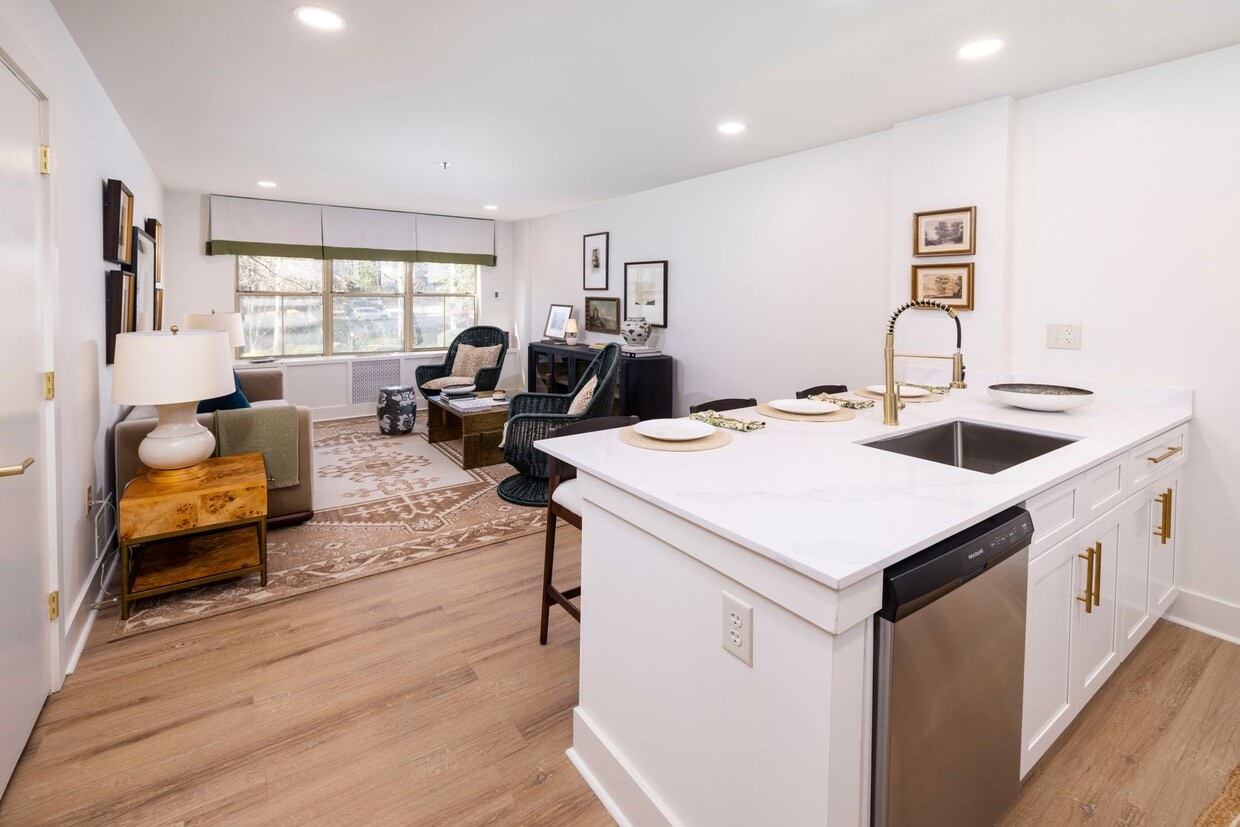 Floor Plan - RStudio