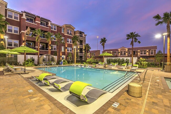 Photo - Radiance at Grand Canyon Apartments