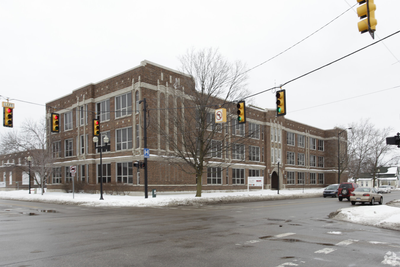 Photo - Midtown Village Apartments