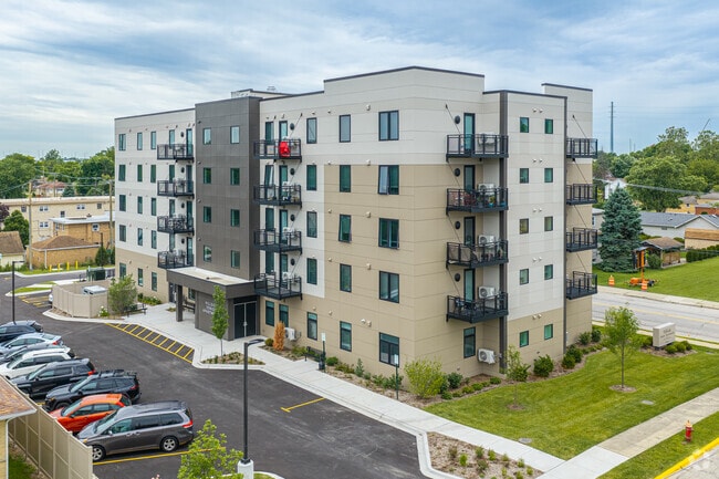 Building Photo - Hillside Senior