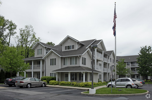 Primary Photo - Solstice Senior Living at Fenton Rental