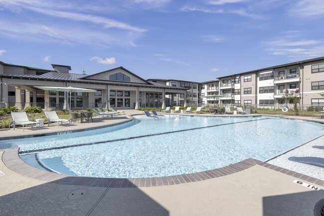 Solea Cinco Ranch 55+ Active Adult - Solea Cinco Ranch 55+ Active Adult Apartments