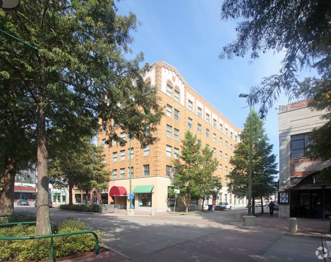 Evangeline Elderly Apartments - Evangeline Elderly Apartments