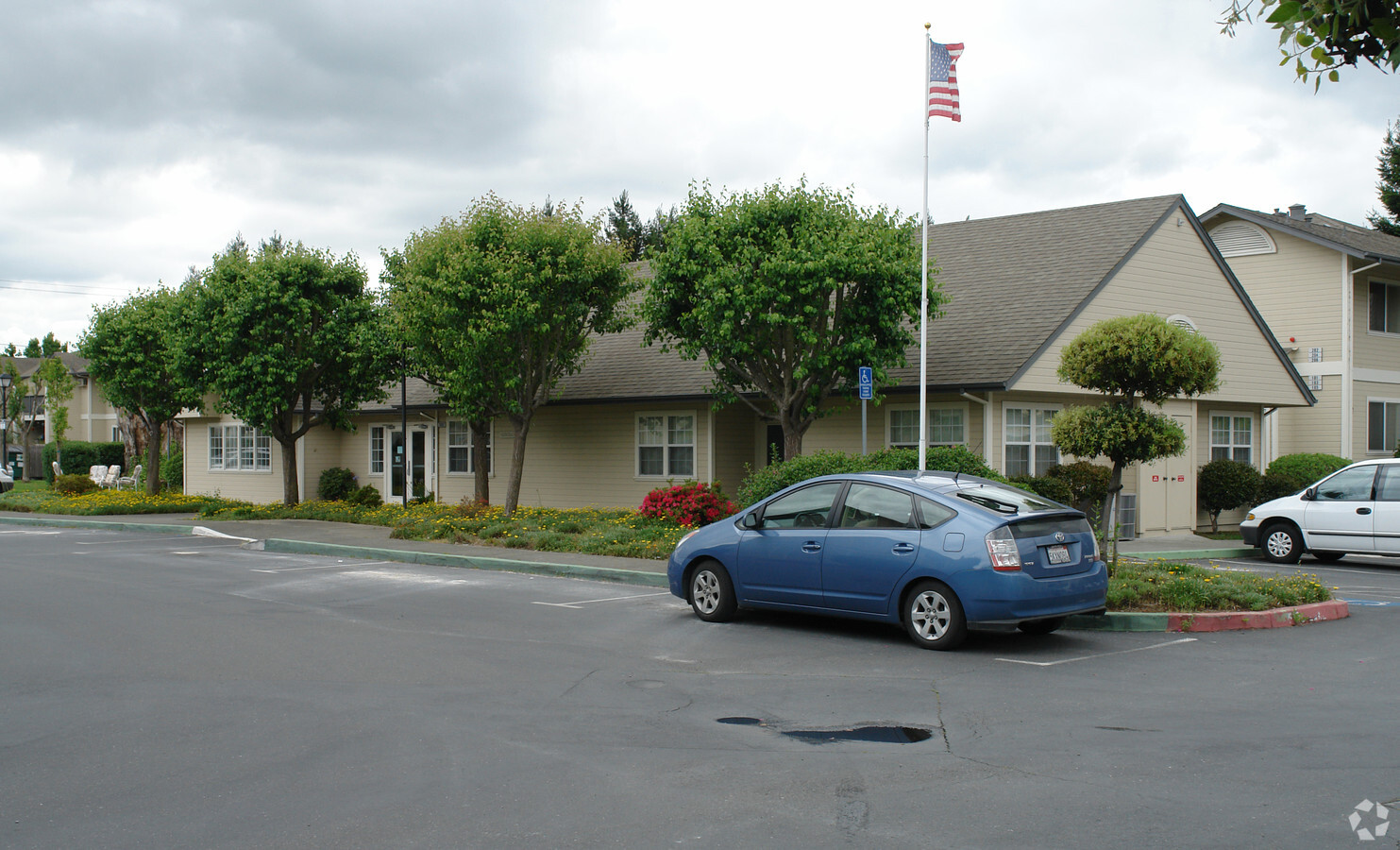 The Orchard West Senior Apartments - The Orchard West Senior Apartments