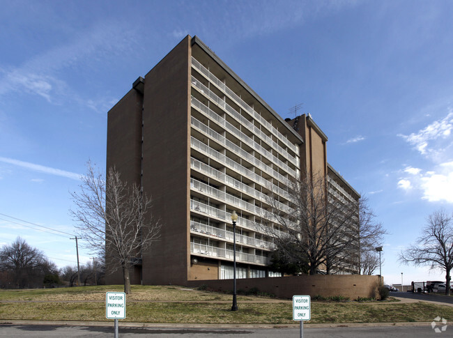 Honor Heights Tower - Honor Heights Tower Apartments