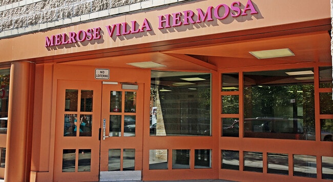 Building Photo - Melrose Villa Hermosa Rental