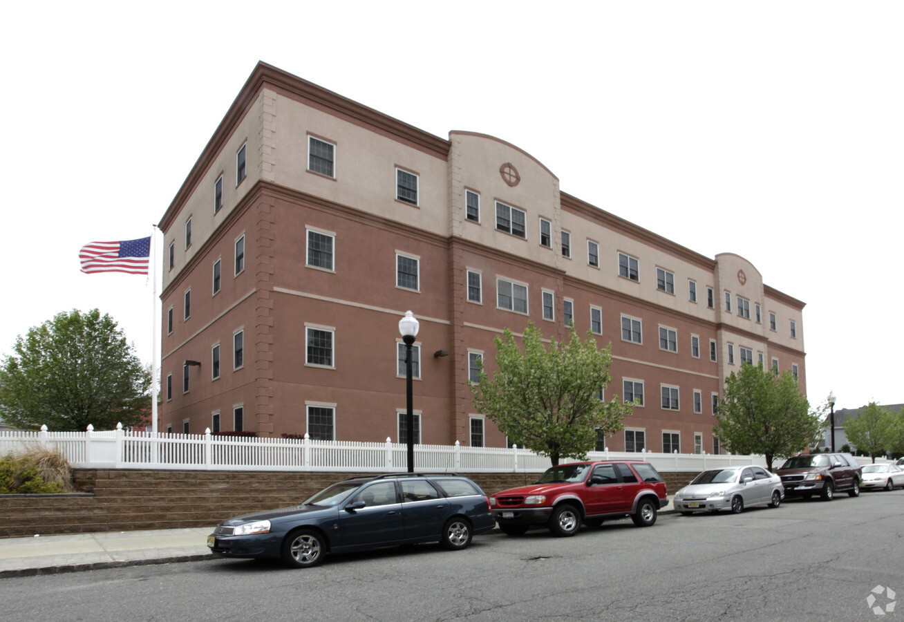 Photo - Cortlandt Apartments