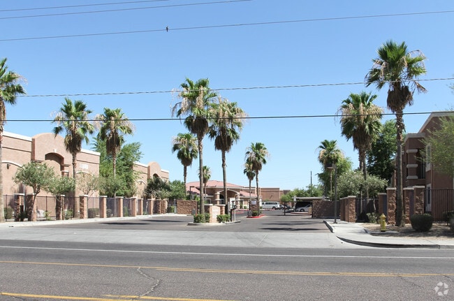 Building Photo - Tanner Manor Apartments