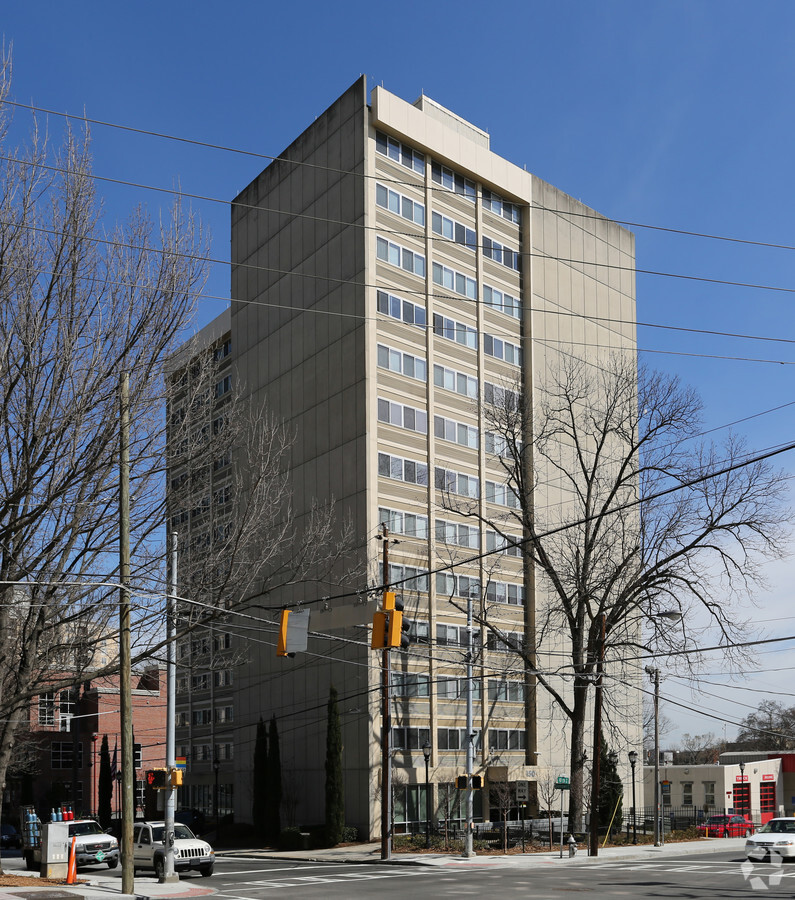 Juniper & 10th Highrise - Juniper & 10th Highrise Apartments