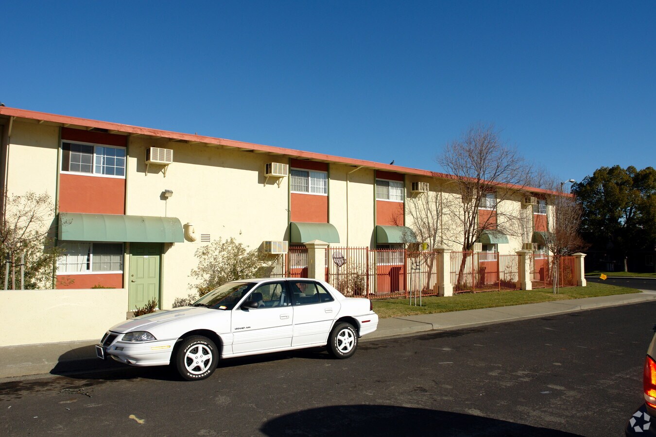 Hillside Senior - Hillside Senior Apartments