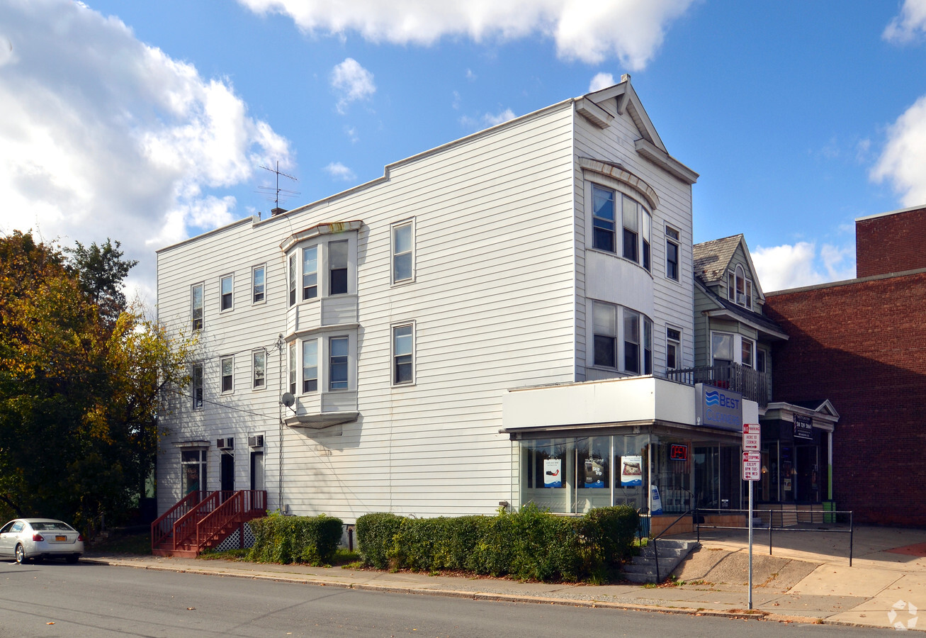 Photo - Madison Avenue Senior Apartments