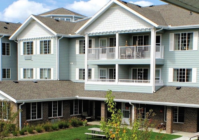 Building Photo - Holiday Kittery Estates Rental